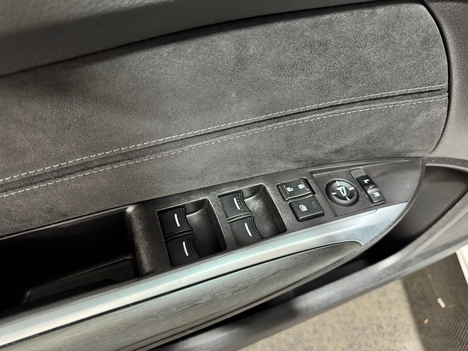 Used 2020 Acura TLX w/ A-SPEC Pkg image 11