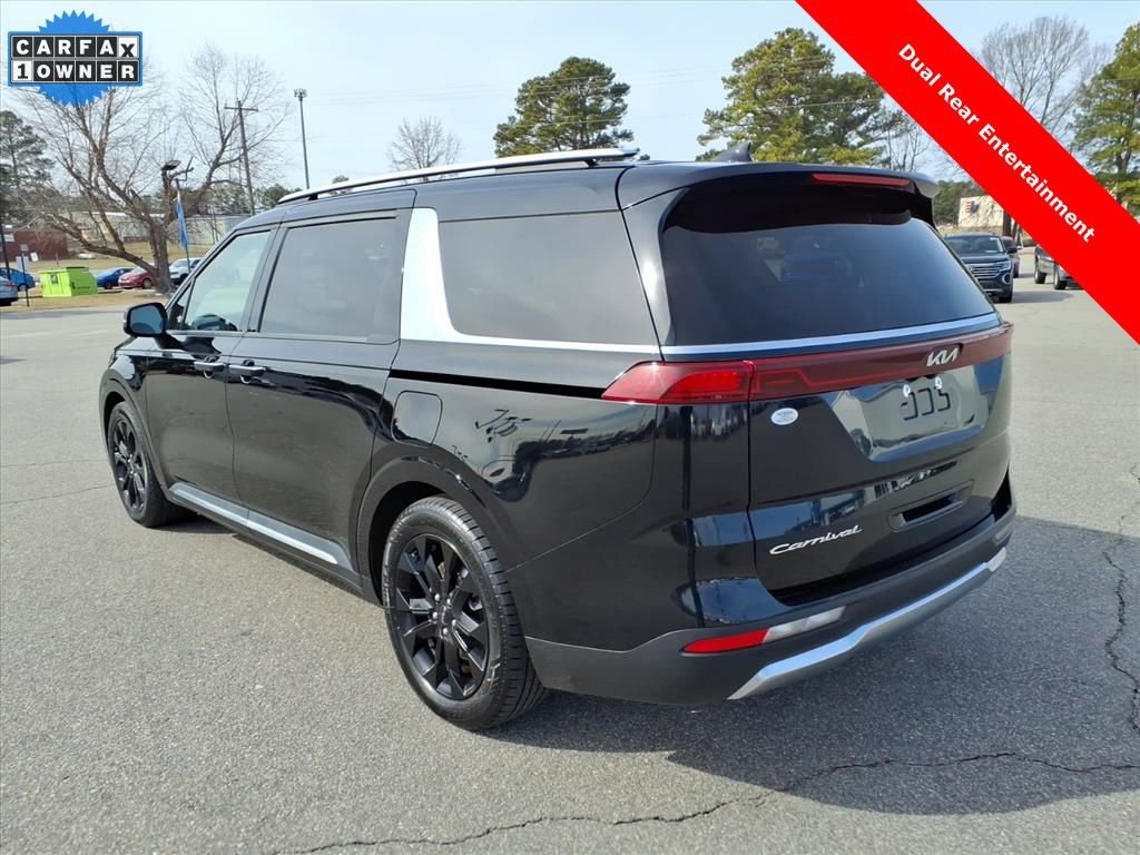 Used 2022 Kia Carnival SX Prestige image 3