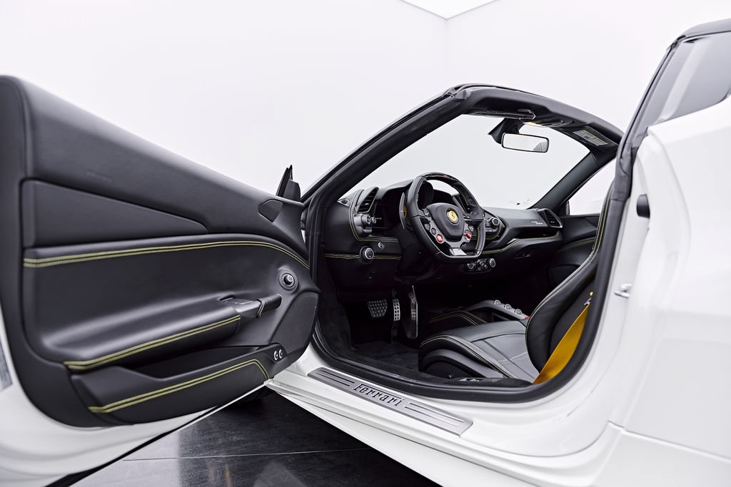 Used 2019 Ferrari 488 Spider RWD image 48