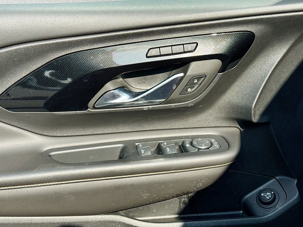 Used 2023 GMC Terrain AT4 w/ Infotainment Package II image 18