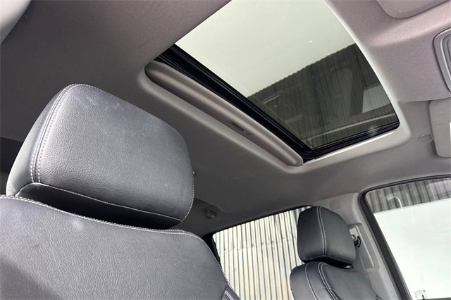 Used 2022 Chevrolet Silverado 1500 RST w/ Convenience Package II image 16