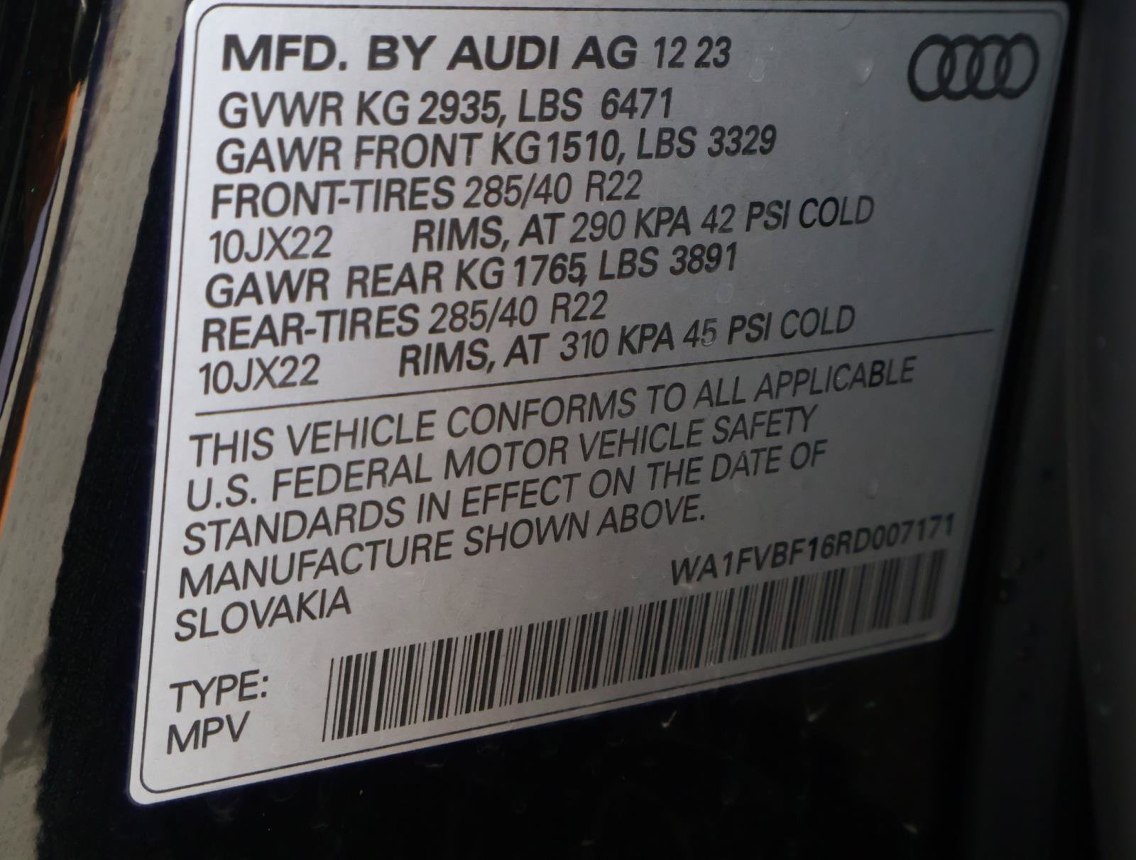 Used 2024 Audi Q8 Prestige w/ Prestige Package AWD/4WD image 25