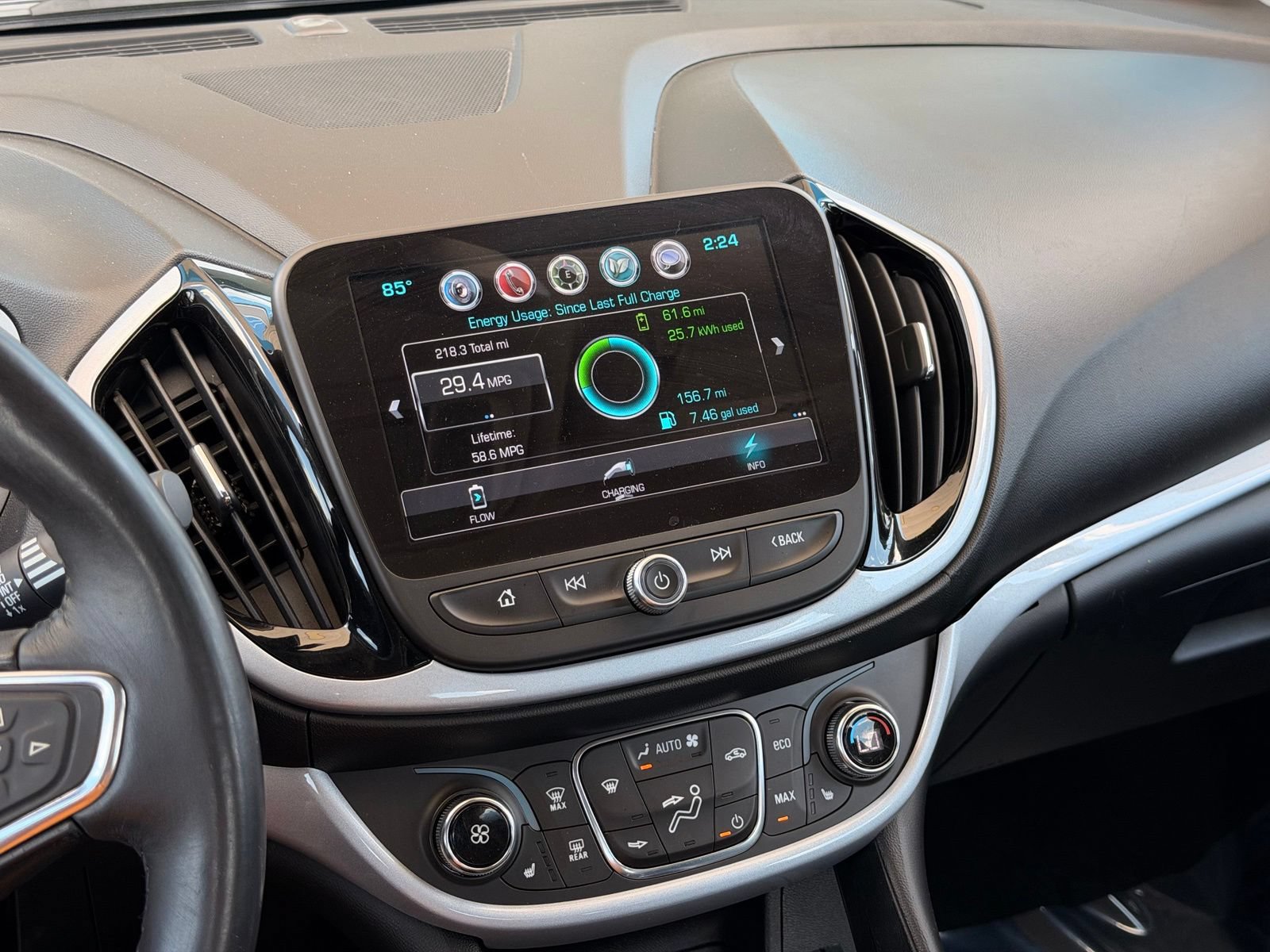 Used 2017 Chevrolet Volt LT w/ Comfort Package FWD image 34