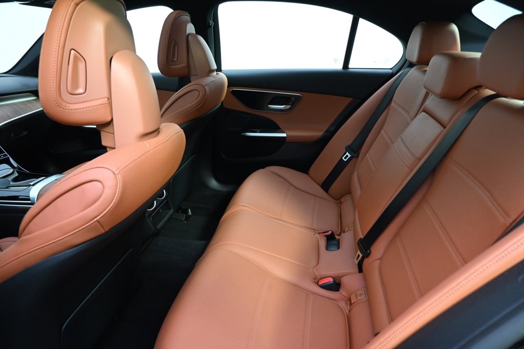 Used 2023 Mercedes-Benz C 300 4MATIC Sedan image 21