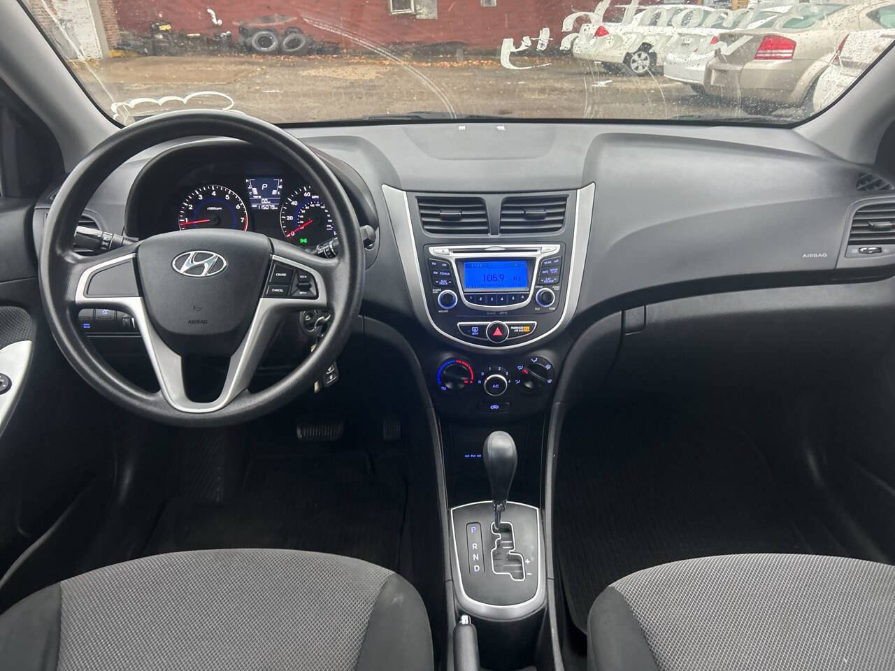 Used 2013 Hyundai Accent GS image 28