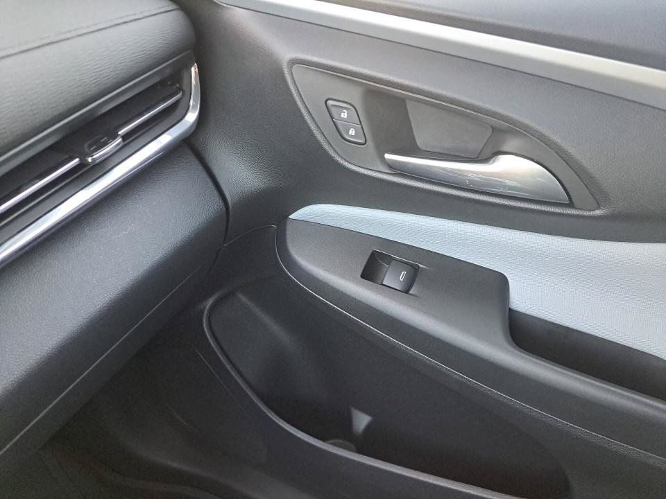 Used 2026 Buick Envista Preferred FWD image 31