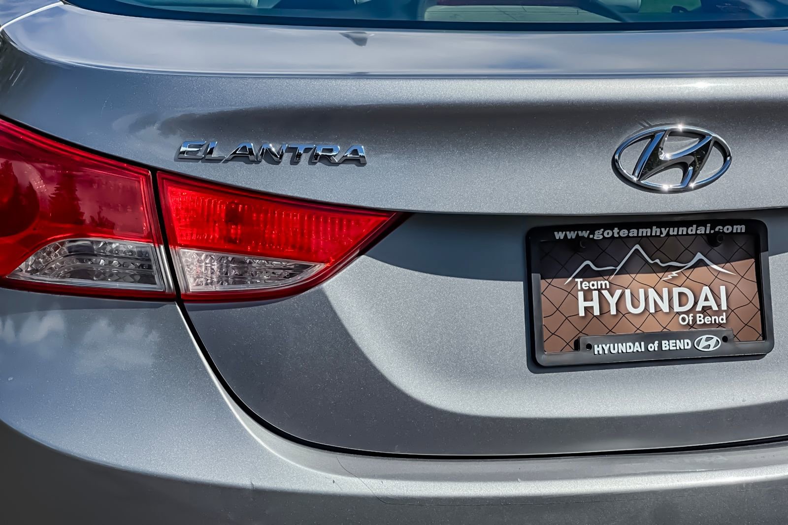 Used 2013 Hyundai Elantra GLS w/ Preferred Pkg FWD image 36