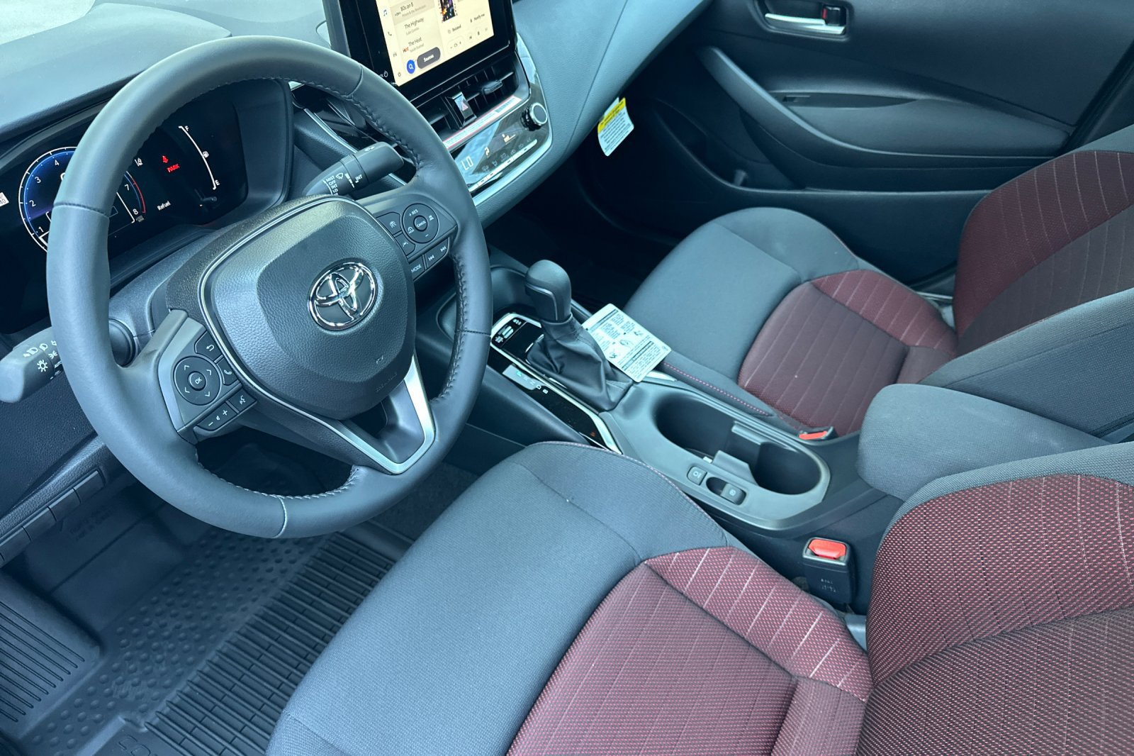 Certified 2026 Toyota Corolla SE FWD image 9