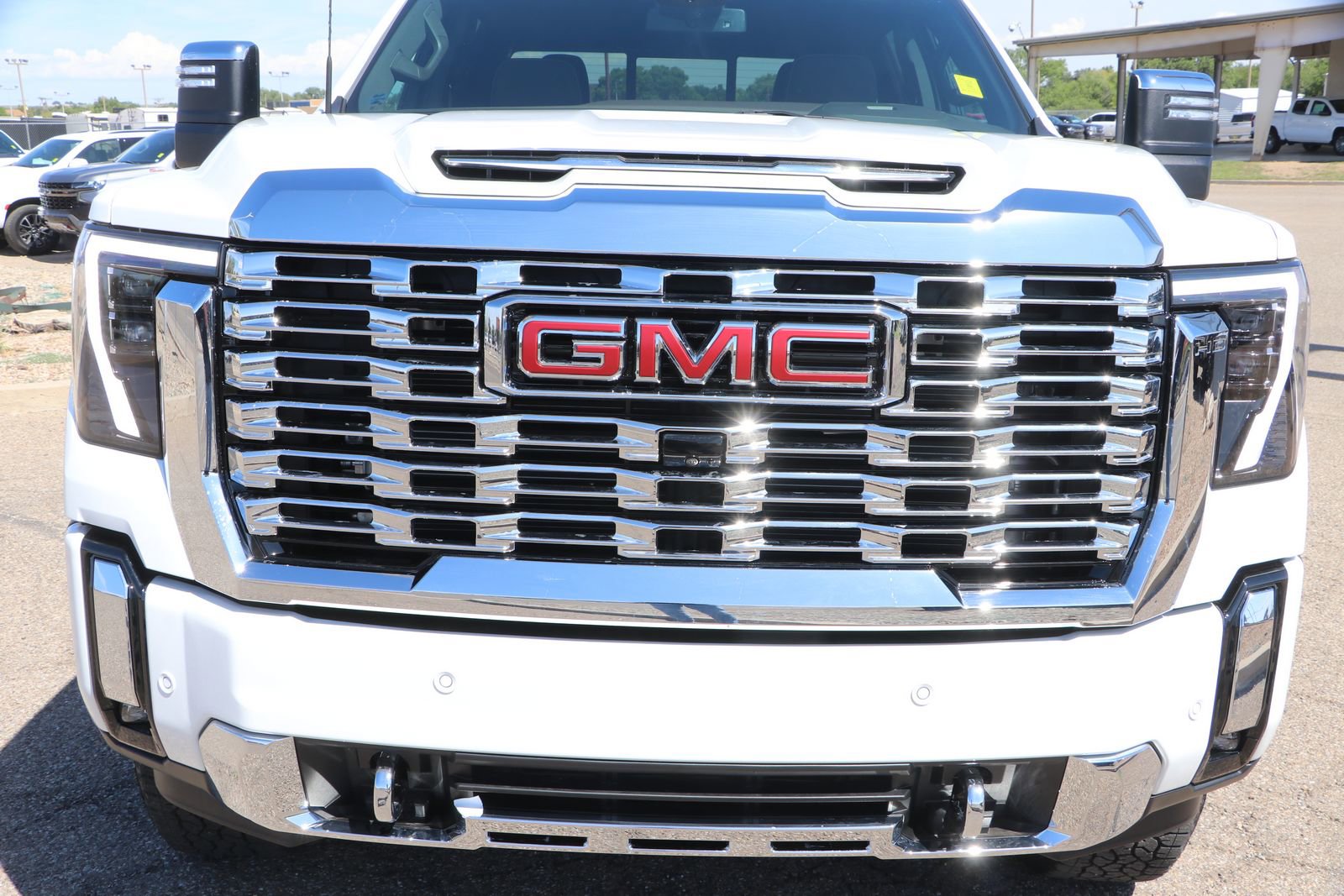 New 2025 GMC Sierra 3500 Denali image 2