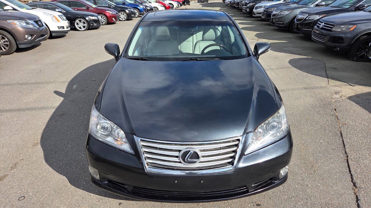 Used 2011 Lexus ES 350 w/ Preferred Accessory Package FWD image 21