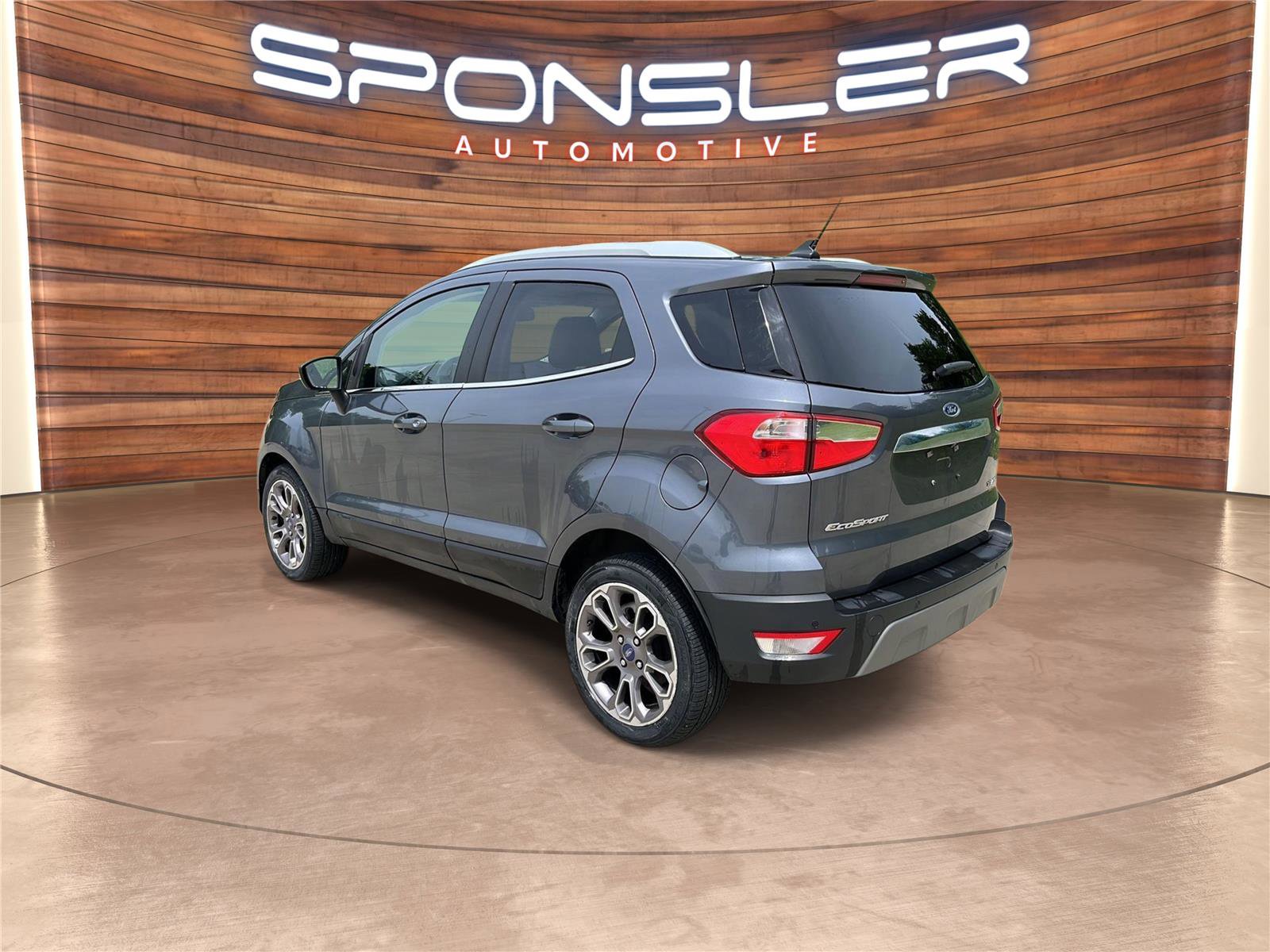 Used 2021 Ford EcoSport Titanium FWD image 3