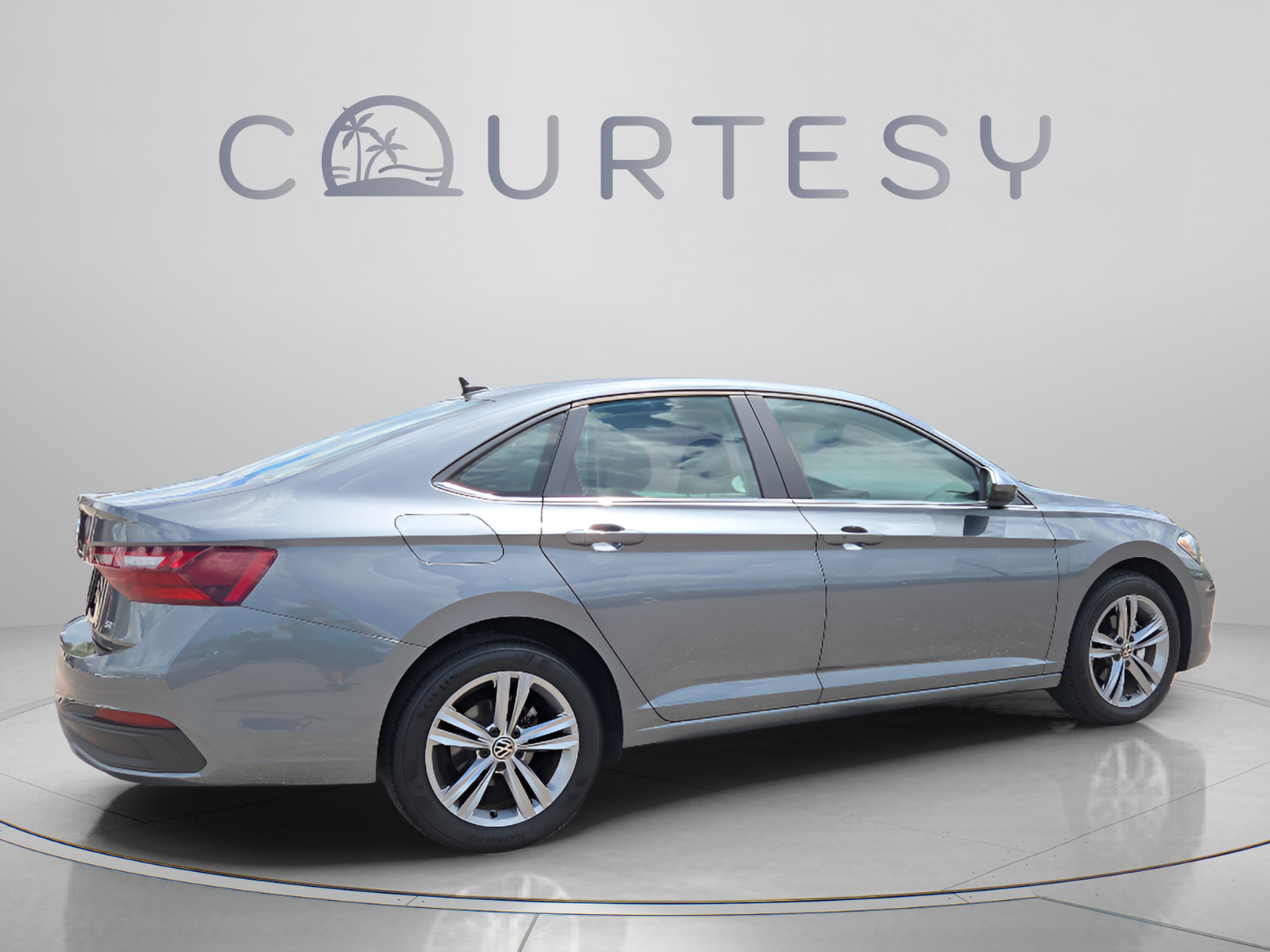 Used 2024 Volkswagen Jetta SE FWD image 5
