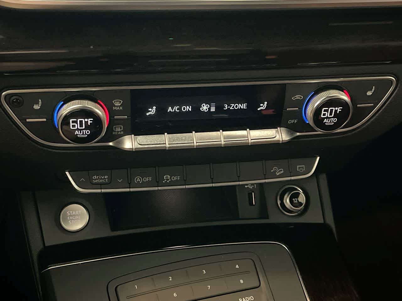 Used 2019 Audi Q5 2.0T Premium w/ Convenience Package AWD/4WD image 19