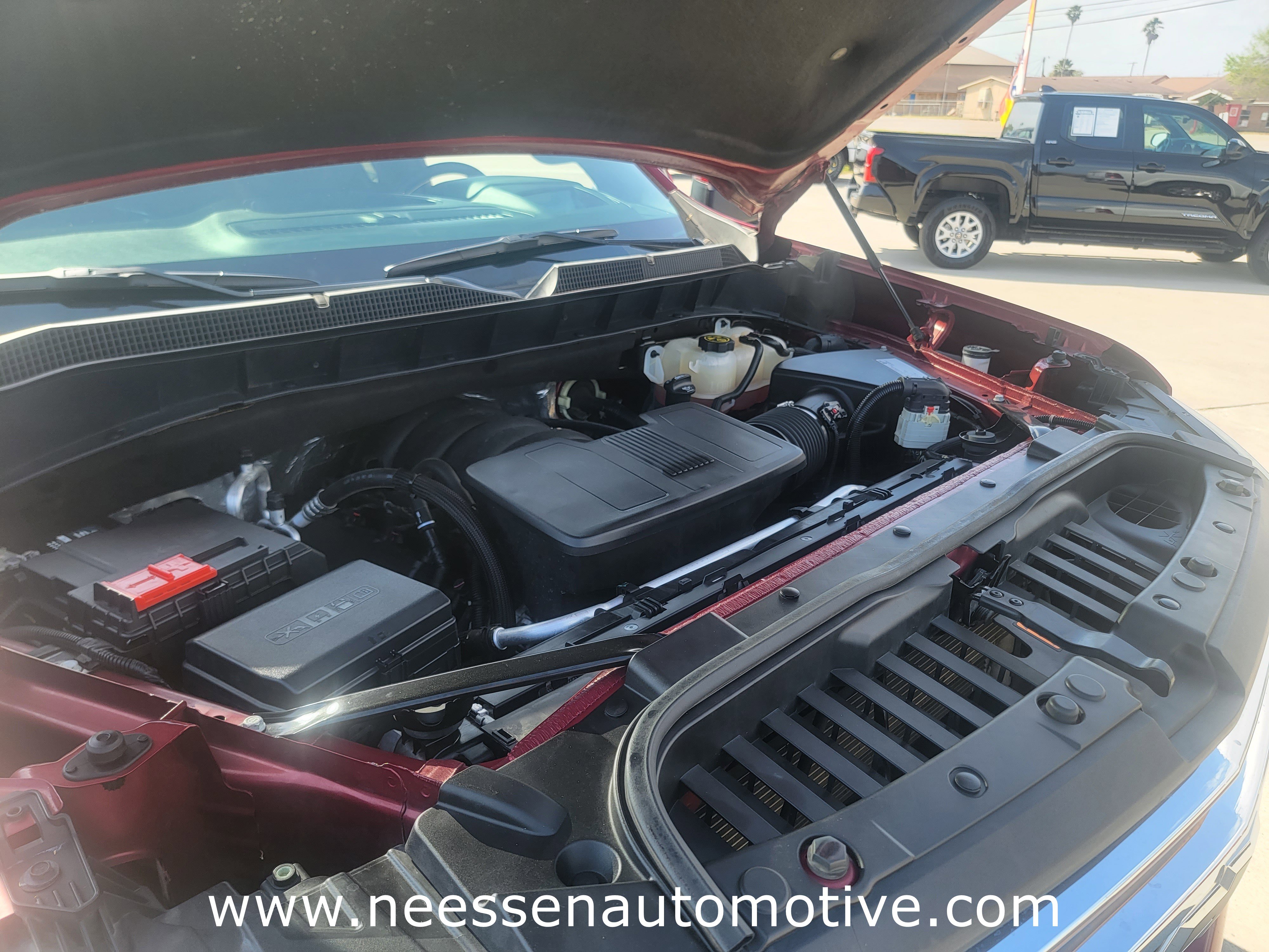 Used 2019 Chevrolet Silverado 1500 High Country w/ Technology Package image 36