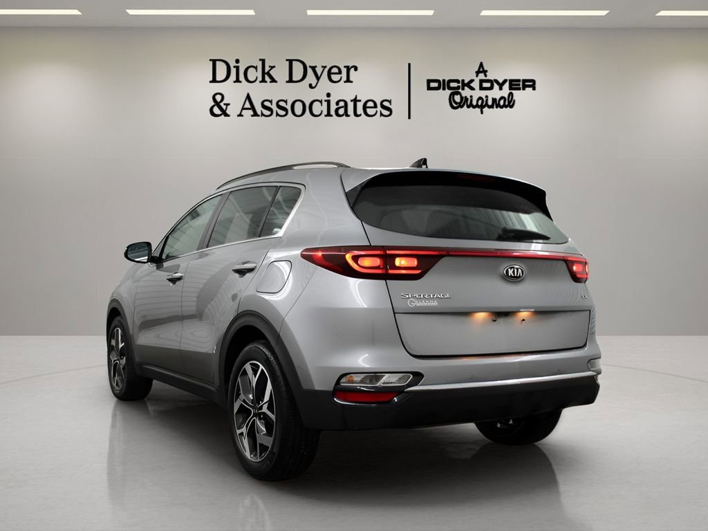 Used 2022 Kia Sportage EX w/ EX Technology Package image 4