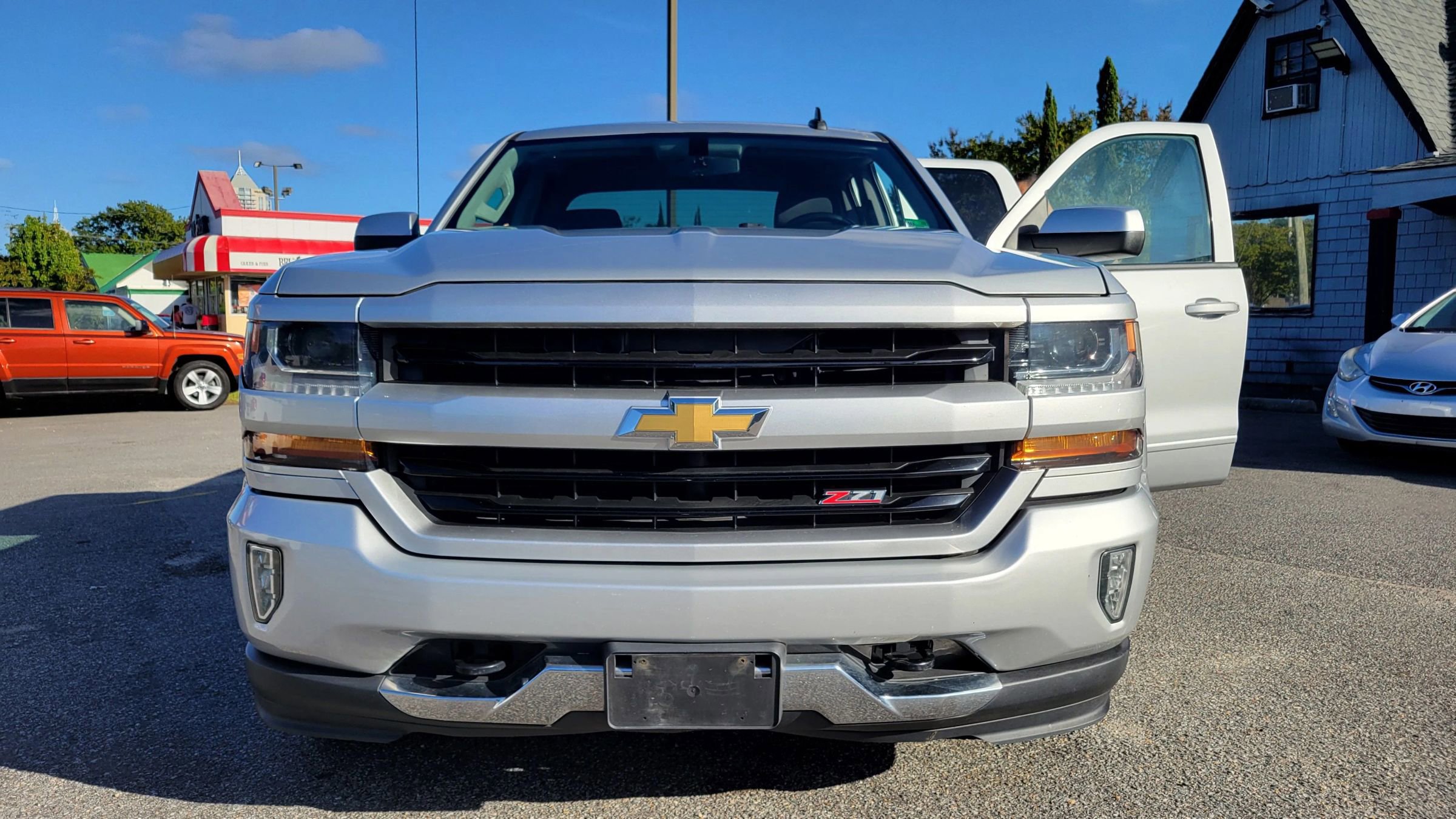 Used 2017 Chevrolet Silverado 1500 LT w/ All Star Edition image 5