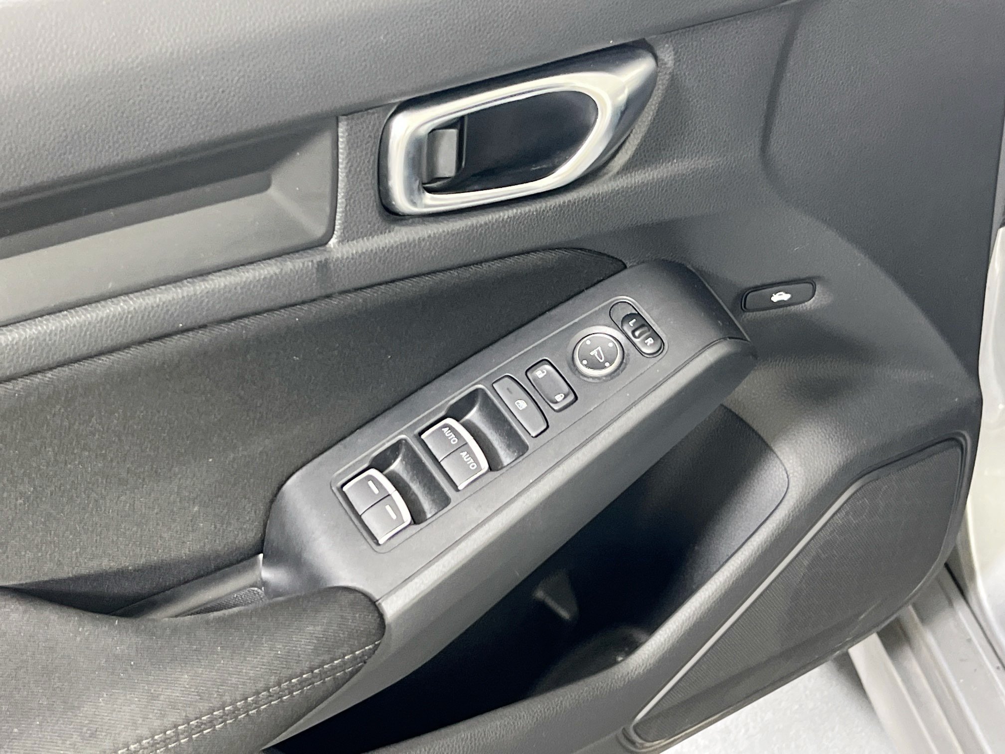 Used 2022 Honda Civic Sport image 17