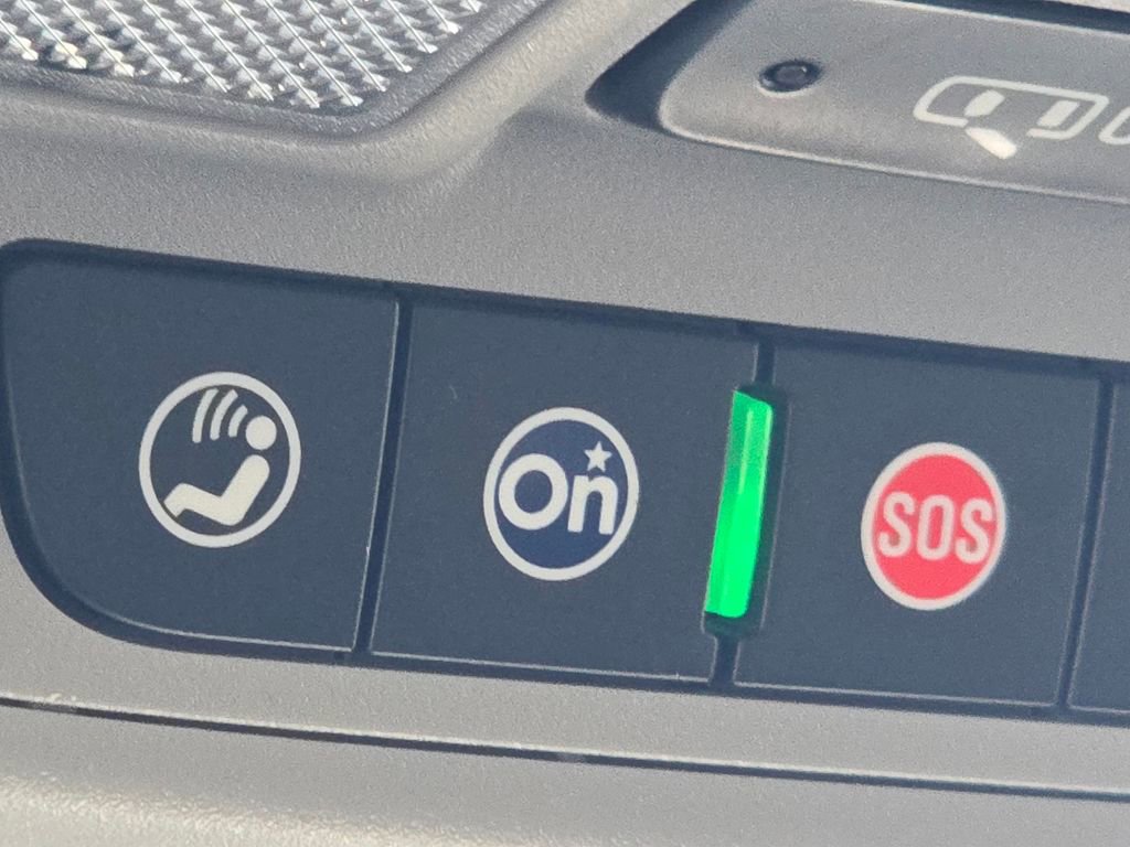 Used 2023 GMC Terrain SLT image 7