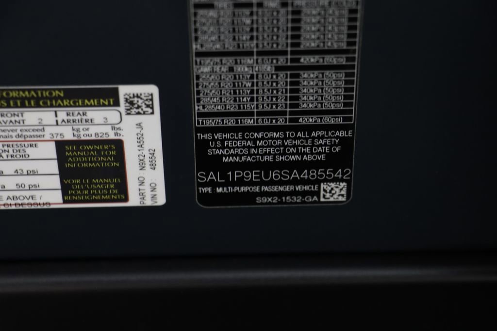 Certified 2025 Land Rover Range Rover Sport SE AWD/4WD image 23