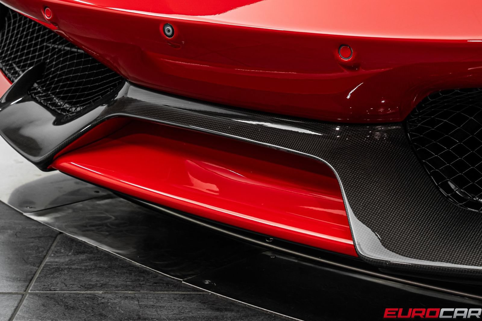 Used 2019 Ferrari 488 Pista Coupe RWD image 16