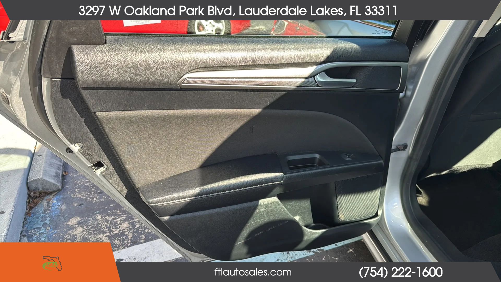 Used 2019 Ford Fusion SE image 25