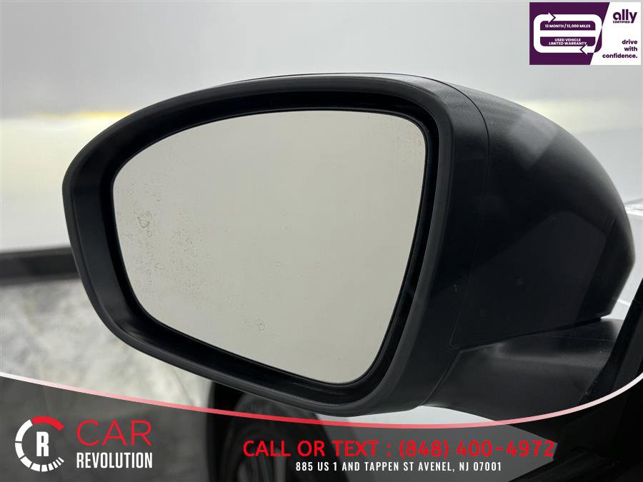 Used 2024 Nissan Altima 2.5 SV FWD image 41