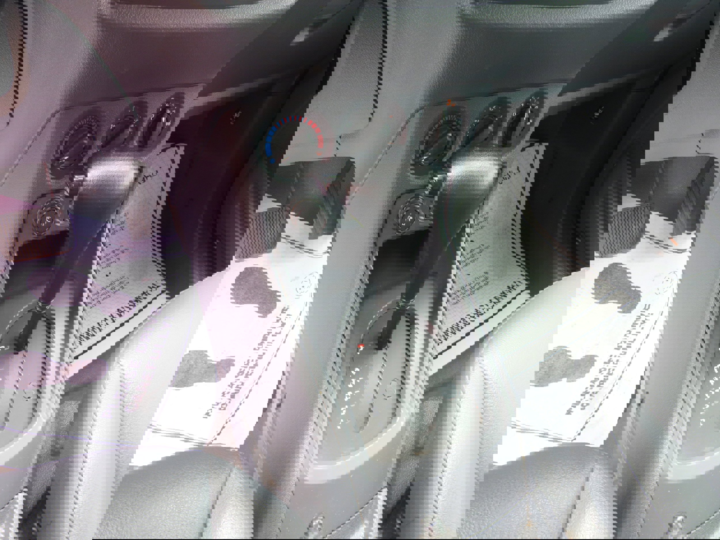 Used 2011 Ford Transit Connect XLT image 10