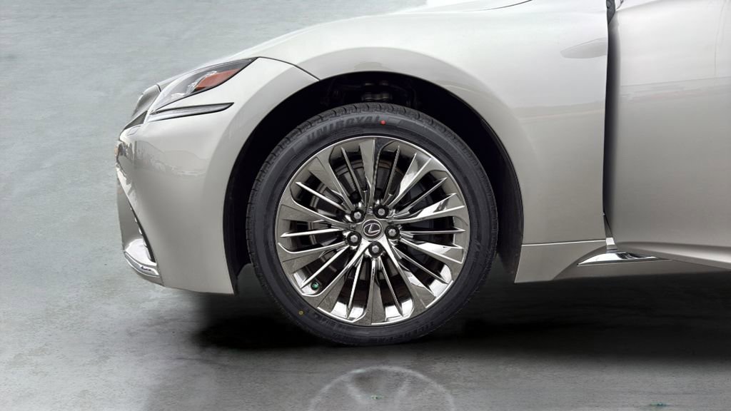 Used 2018 Lexus LS 500 AWD w/ Luxury Package image 39