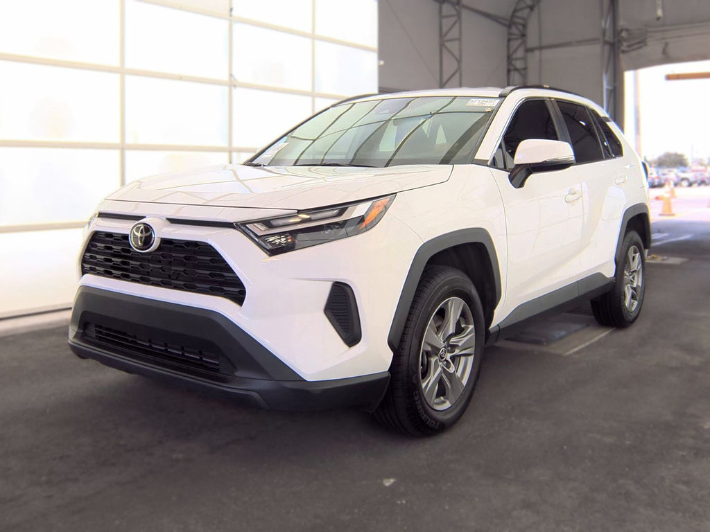 Certified 2024 Toyota RAV4 XLE AWD/4WD image 38