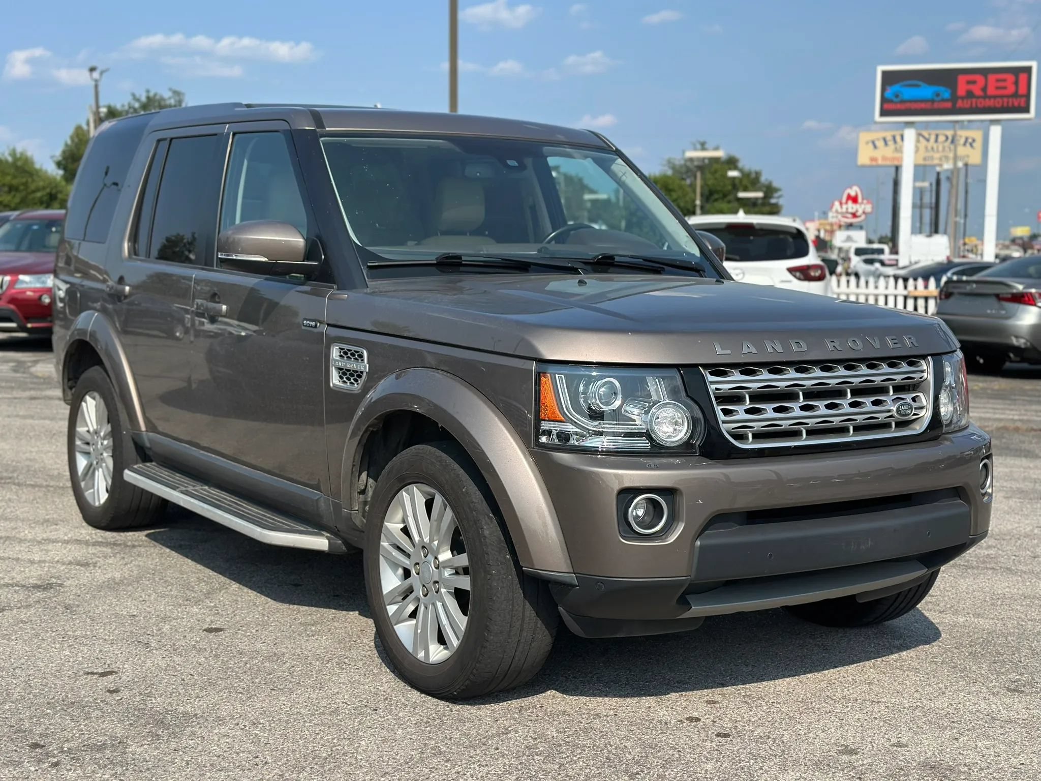 Used 2015 Land Rover LR4 HSE LUX AWD/4WD image 4