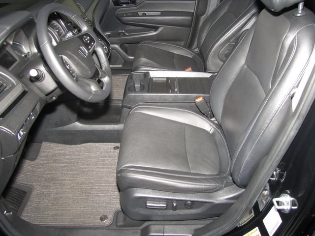 Certified 2022 Honda Odyssey Touring image 10