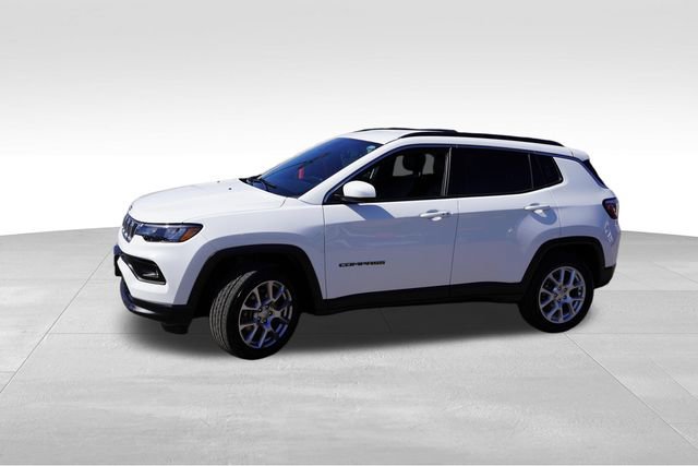 Certified 2023 Jeep Compass Latitude AWD/4WD image 10