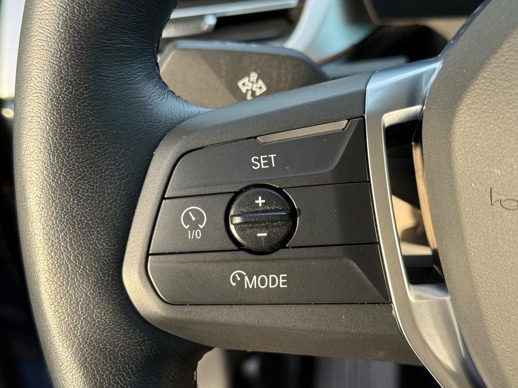 Used 2024 BMW X1 xDrive28i w/ Technology Package image 16