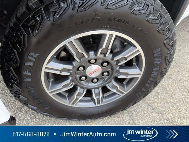 Used 2024 GMC Sierra 1500 AT4 w/ AT4 Preferred Package AWD/4WD image 3