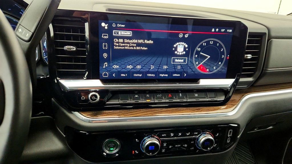 Used 2024 GMC Sierra 1500 Elevation image 14