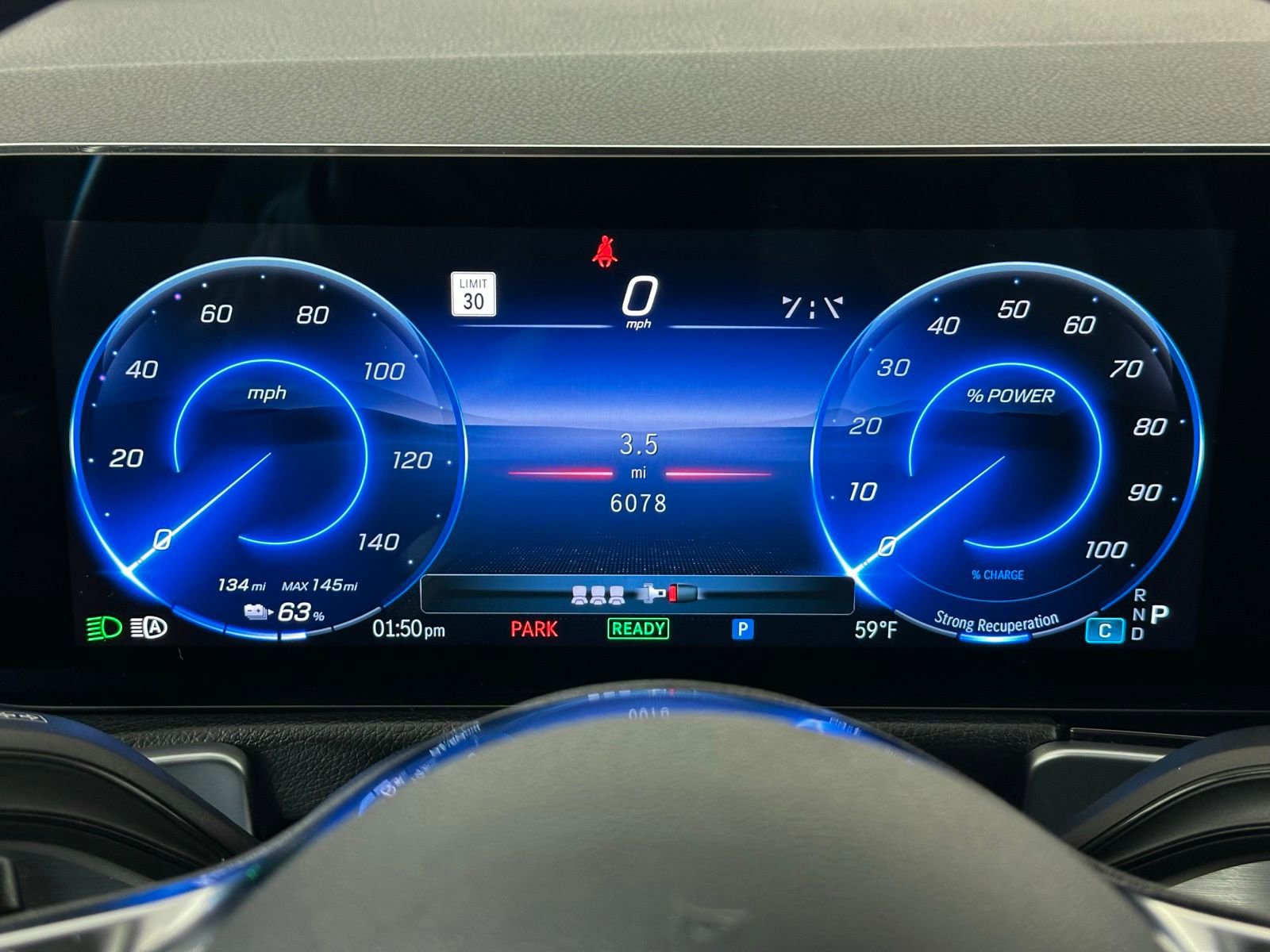 Used 2024 Mercedes-Benz EQB 300 4MATIC image 11