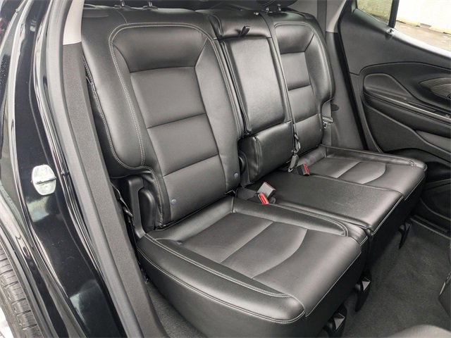 Used 2024 GMC Terrain SLT image 19