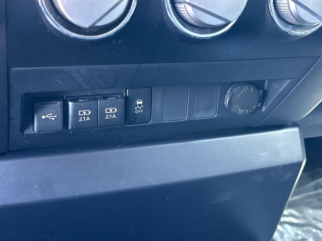 Used 2020 Toyota Tundra SR image 22