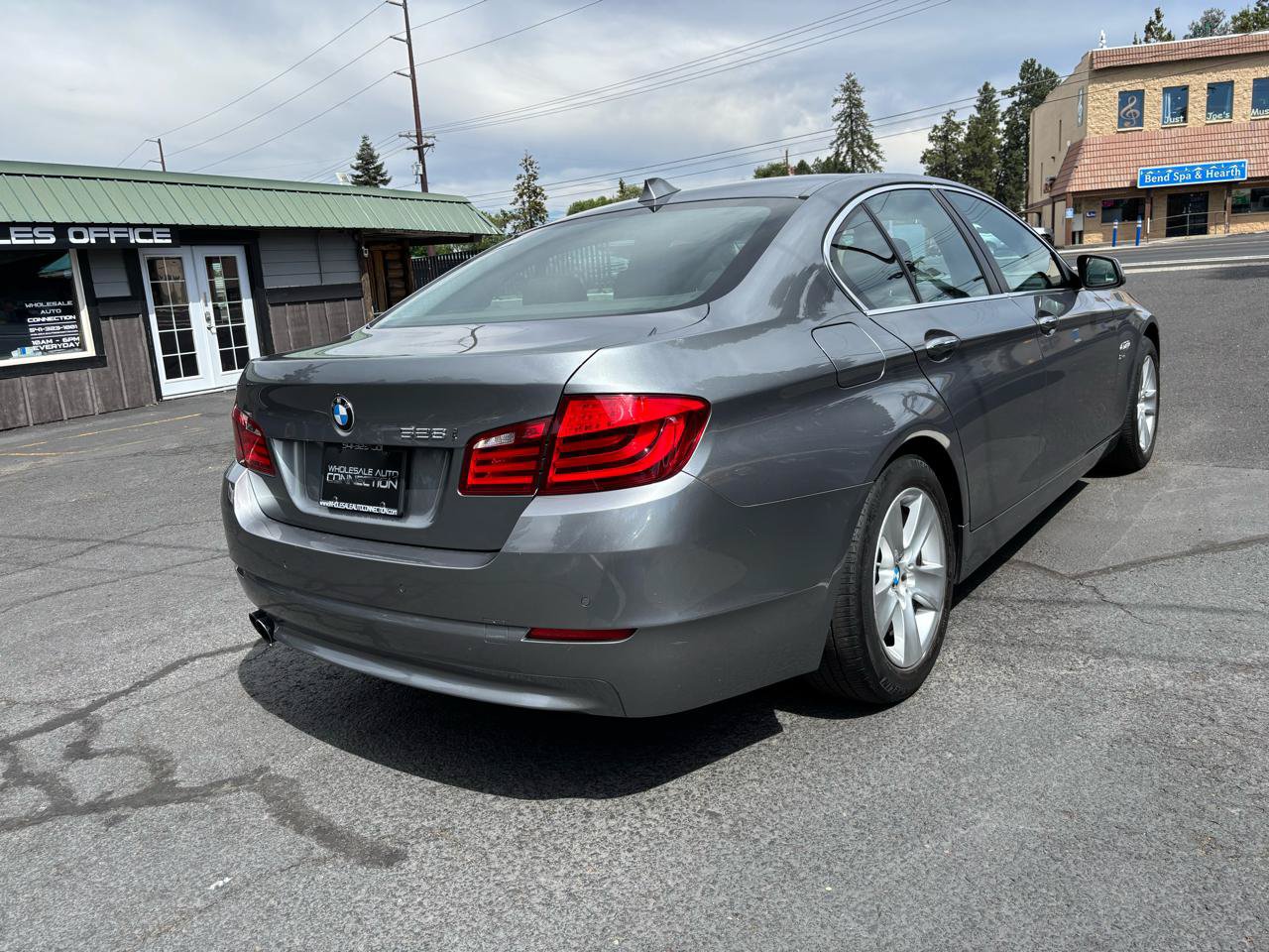 Used 2012 BMW 528i xDrive Sedan AWD/4WD image 5