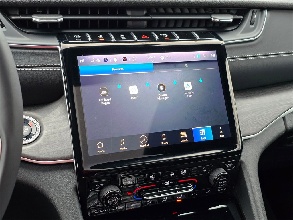 Used 2024 Jeep Grand Cherokee L Limited w/ Luxury Tech Group II image 27