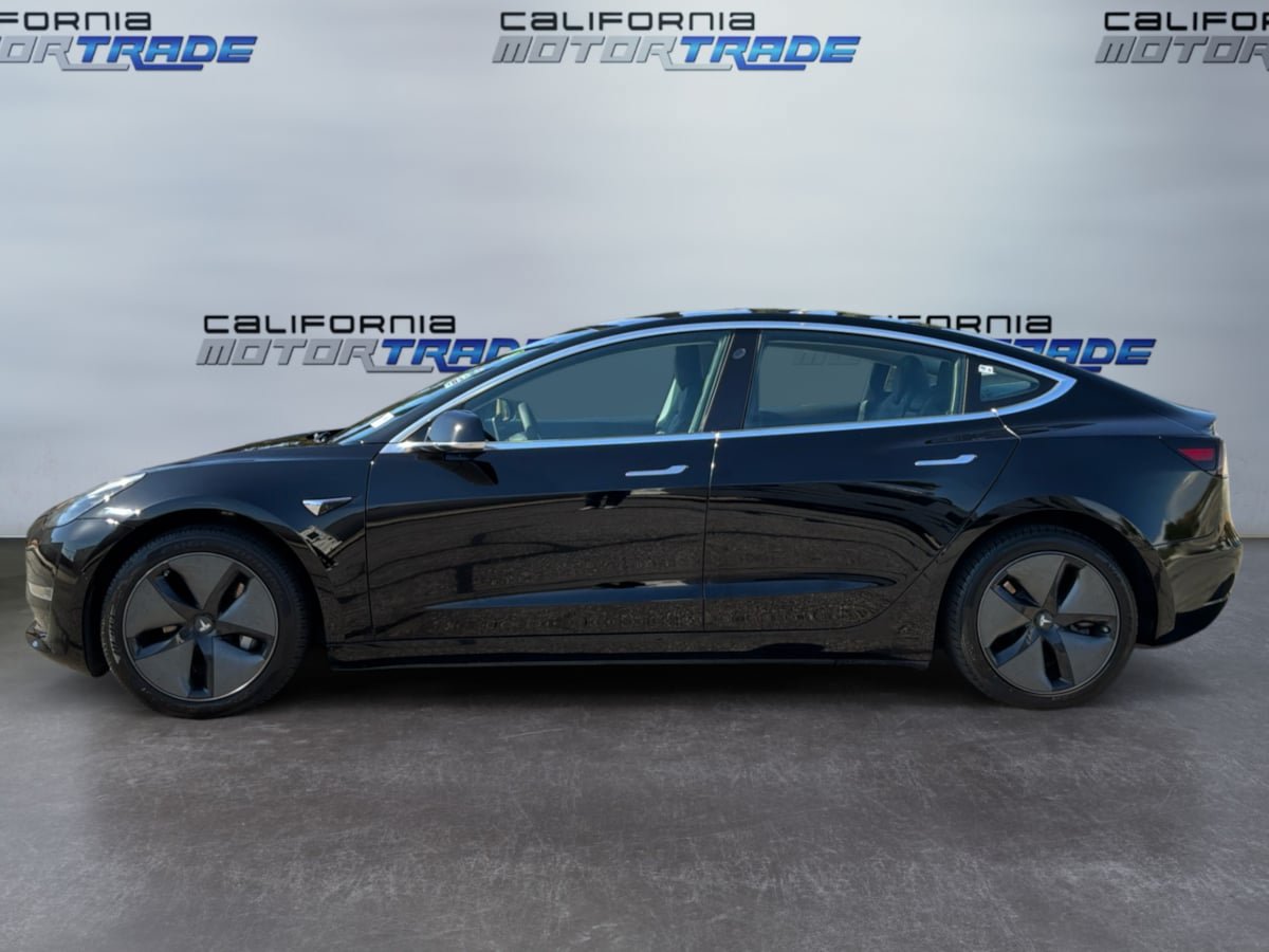 Used 2018 Tesla Model 3 Long Range RWD image 8
