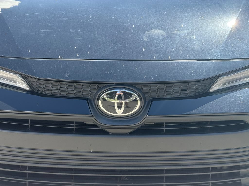 Used 2023 Toyota Corolla LE FWD image 31