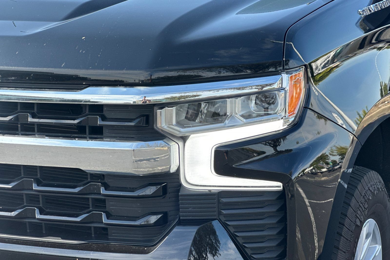 Used 2025 Chevrolet Silverado 1500 LT RWD image 50