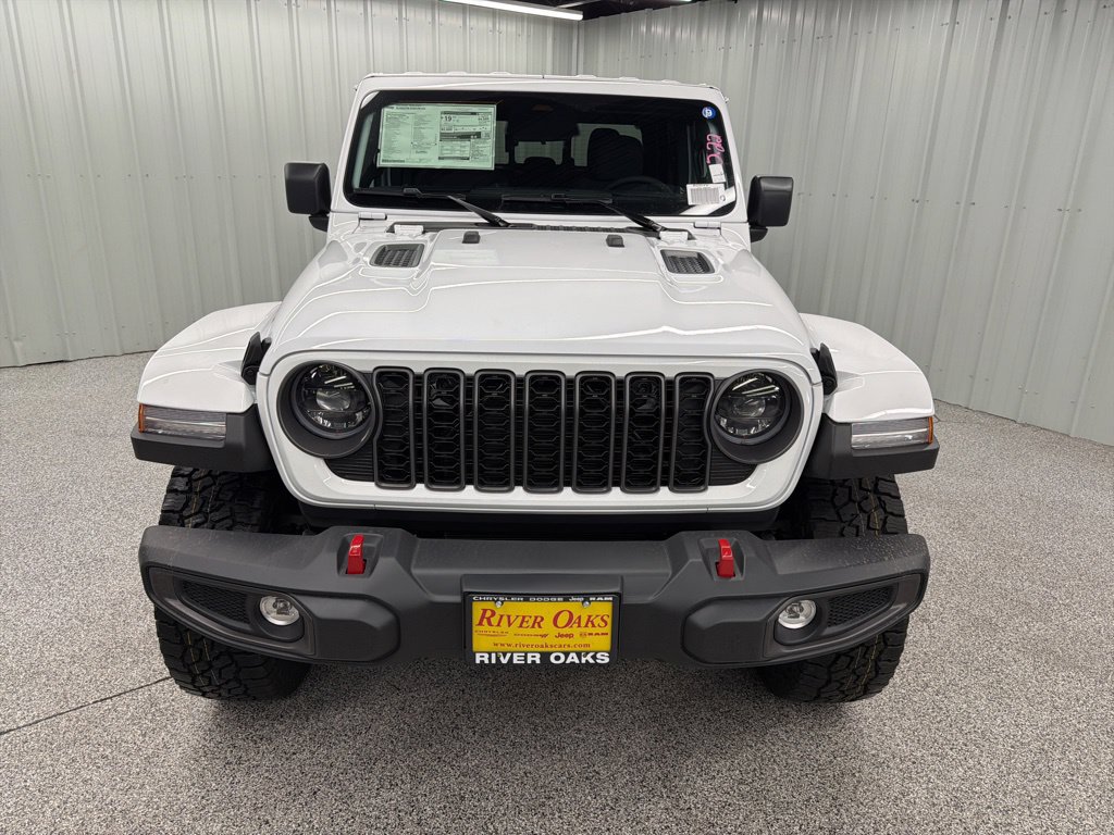 New 2026 Jeep Gladiator Rubicon w/ Steel Power Dome Hood Package AWD/4WD image 2