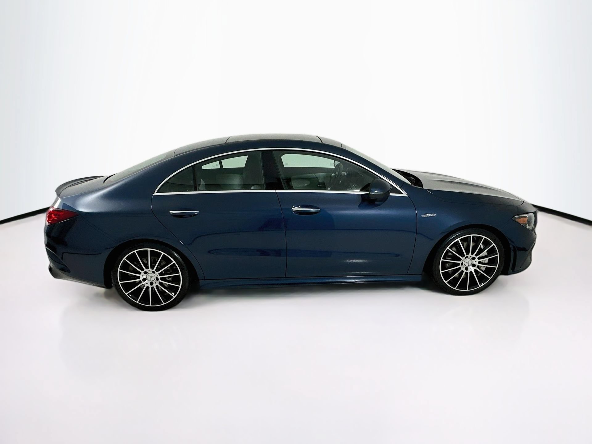 Certified 2023 Mercedes-Benz CLA 35 AMG 4MATIC image 9