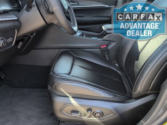 Used 2025 Jeep Grand Cherokee L Limited w/ Black Appearance Package image 14