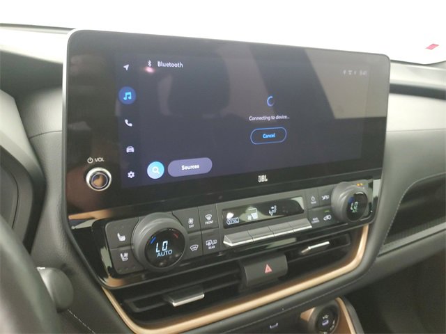 Used 2024 Toyota Grand Highlander AWD Hybrid image 28