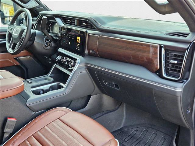 Used 2025 GMC Sierra 2500 Denali Ultimate image 23