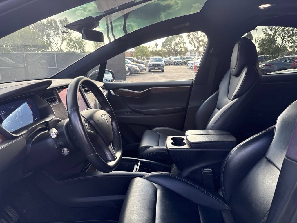 Used 2018 Tesla Model X 75D AWD/4WD image 11