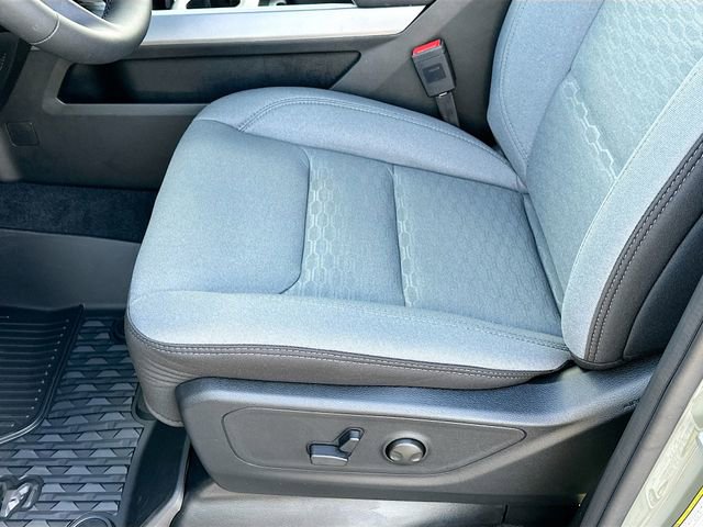 New 2026 RAM 1500 4x4 Crew Cab image 14